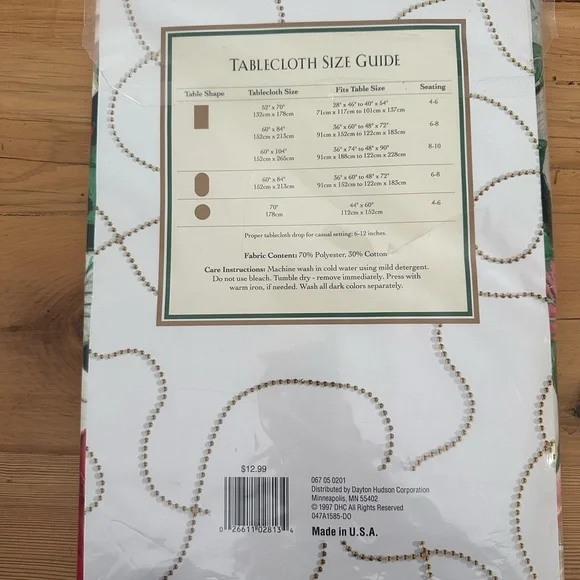 Poinsettia Party Tablecloth - Red and Green - Picture 2 of 3